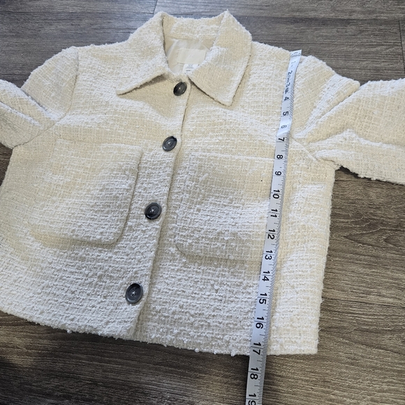 Cream Textured Jacket - Picture 4 of 7